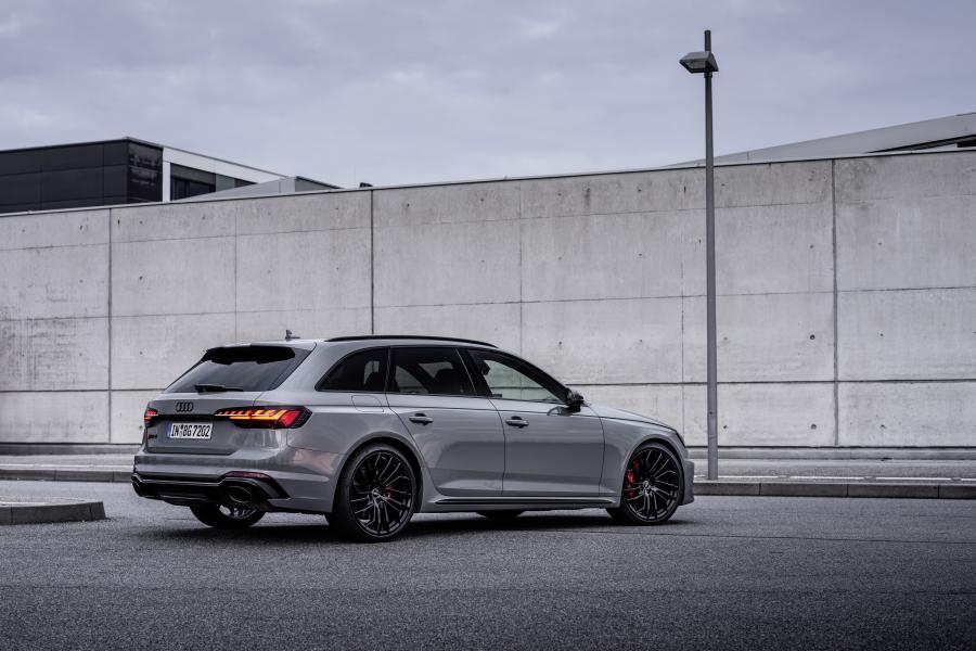  Audi RS4 Avant (B9) 2019 года  (WW) (фото 64 из 67)